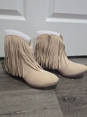 Very G Suede Fringe Ankle Booties - Beige/Tan